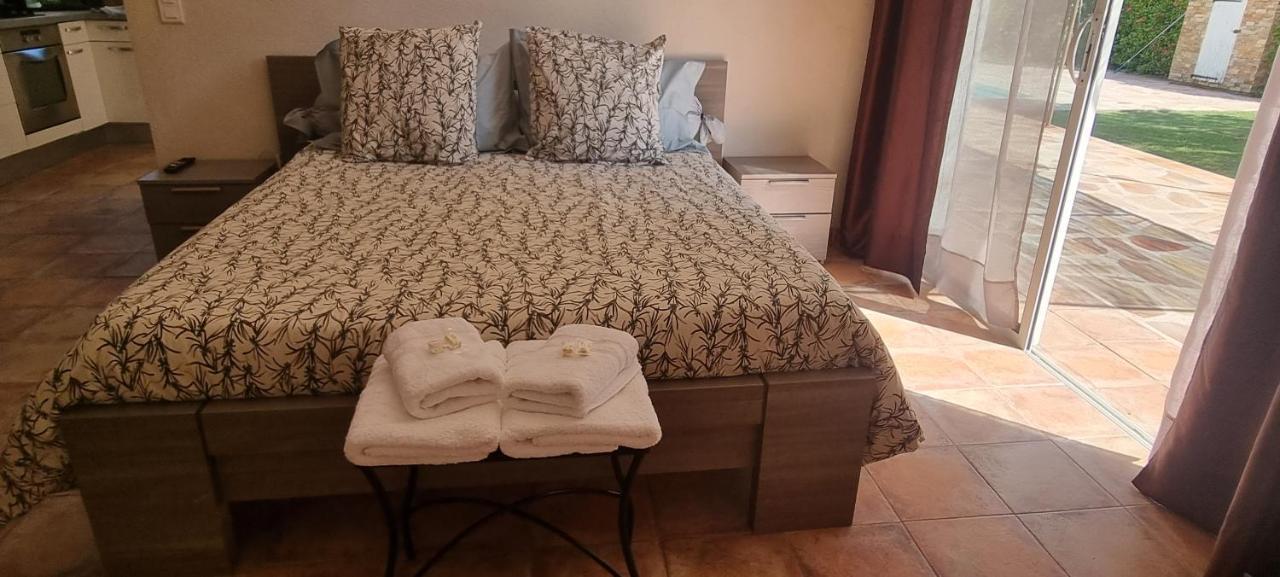 Studio Independant A La Villa Garlaban 3 Etoiles Gémenos Eksteriør billede
